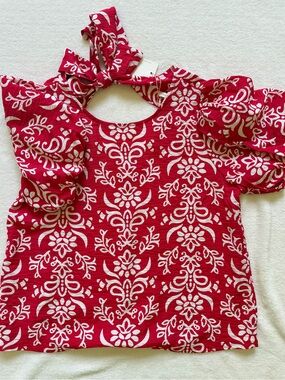 Red Floral Print Puff-Sleeve Women's Top with Tie Back NWT